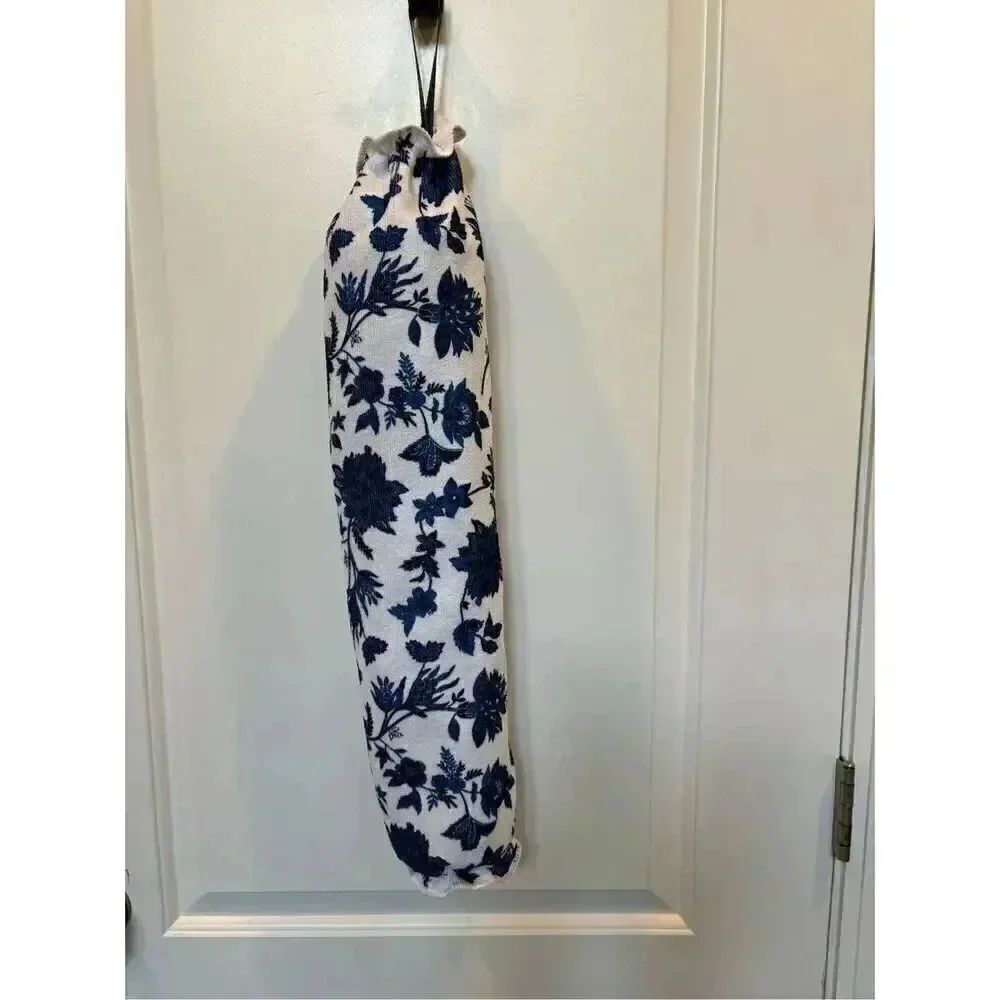 Handmade Plastic Bag Holder- Blue & White Floral